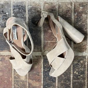 Steve Madden Women Jodi Beige Suede Criss Cross Front Platform Ankle Strap Heels